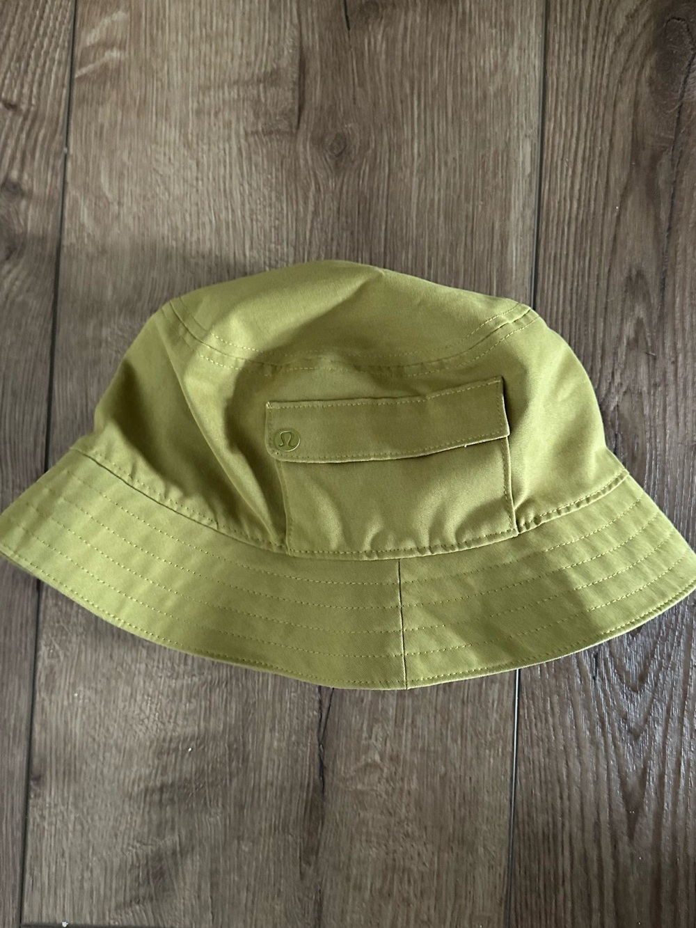 lululemon athletica Lime Green Bucket Hat with Front Pocket